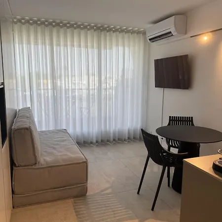 Marina - Private - 5 Min Away Appartement